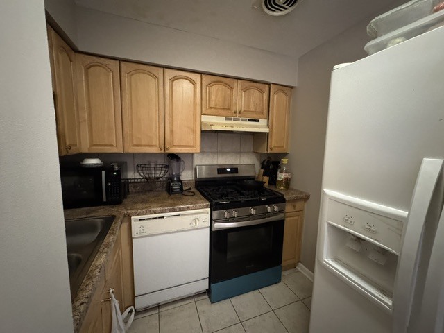 5506 Lincoln Avenue A-525 Property Photo 8