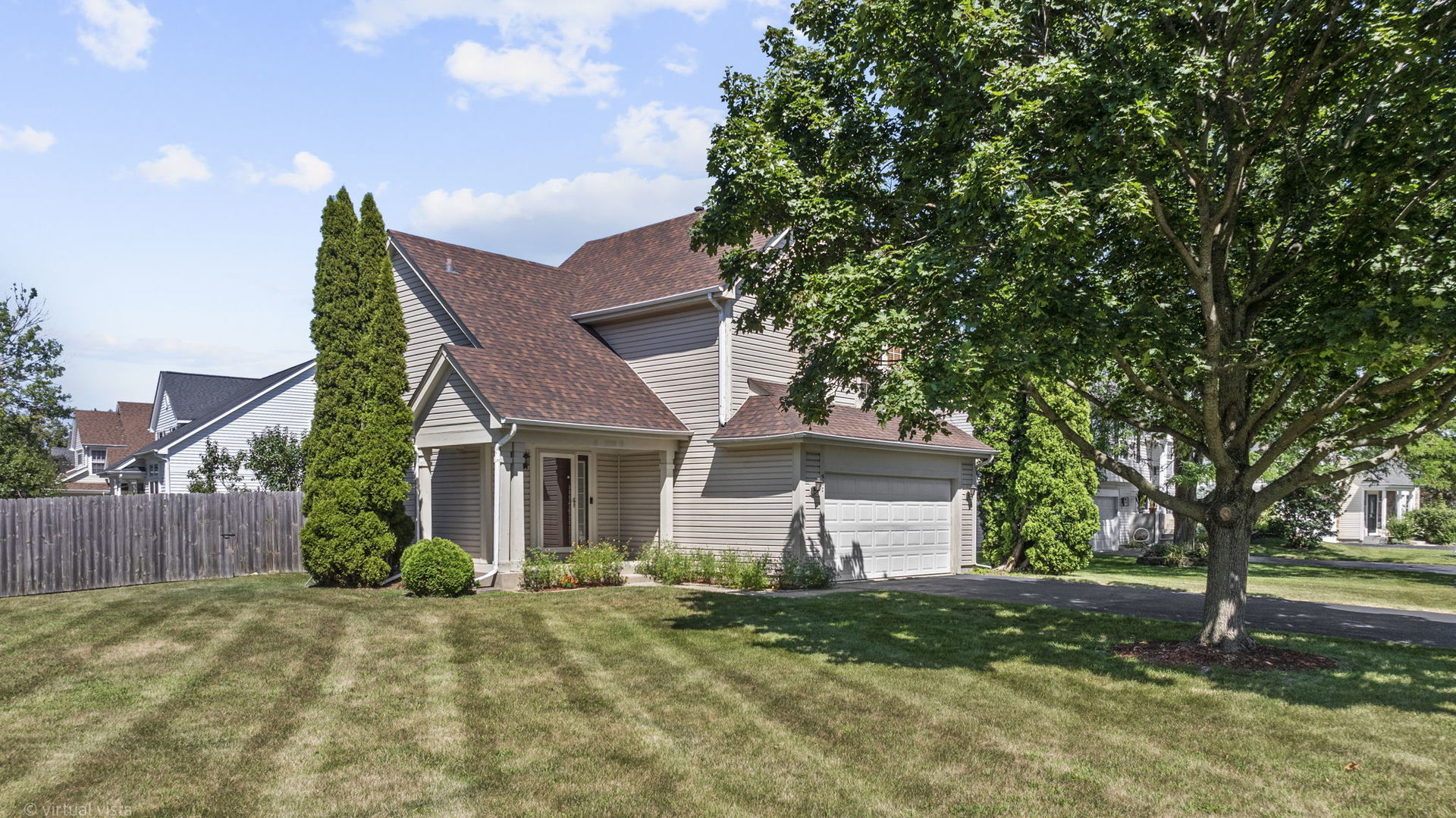 990 Pennwood Lane Property Photo 3