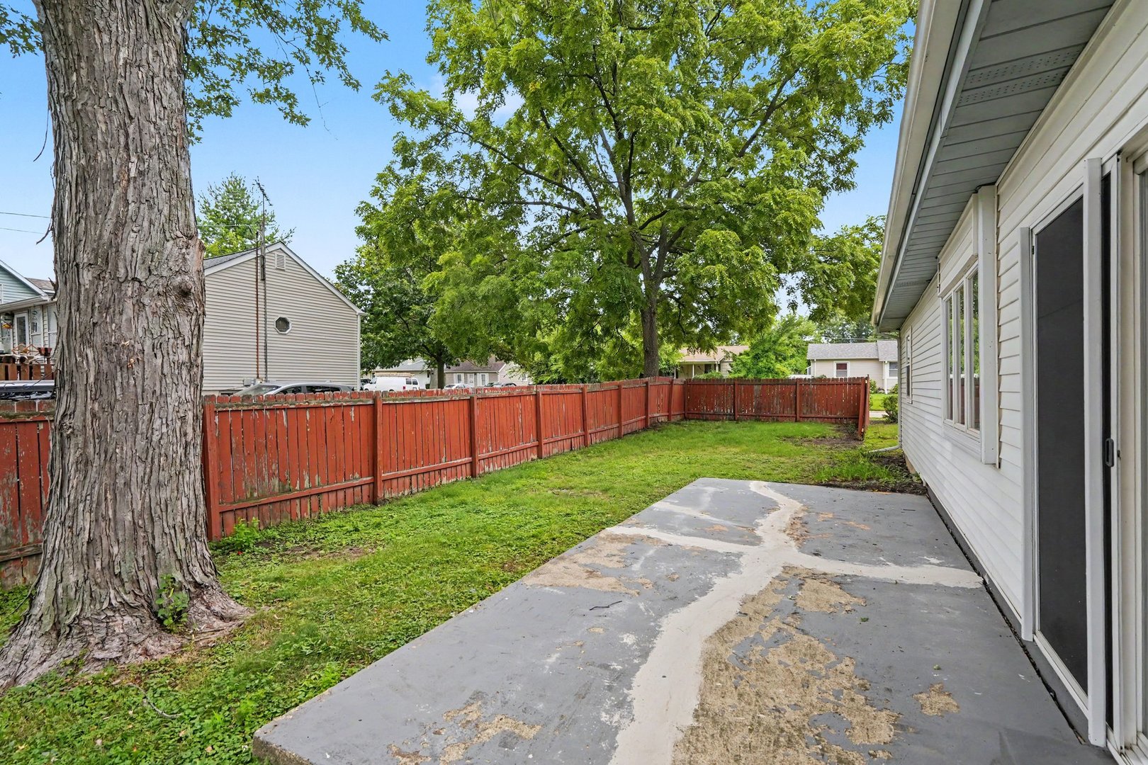 2104 Webb Street Property Photo 22