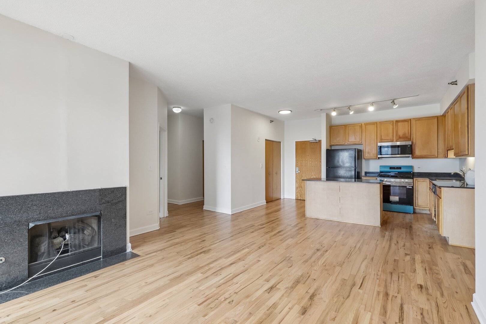 41 E 8th Street 1102 Property Photo 8