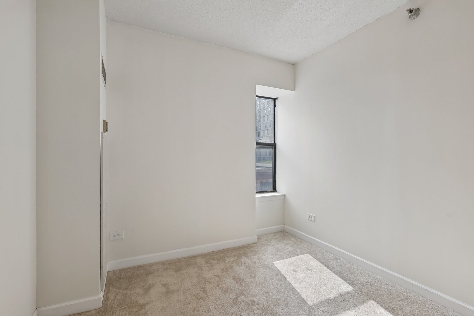 41 E 8th Street 1102 Property Photo 13