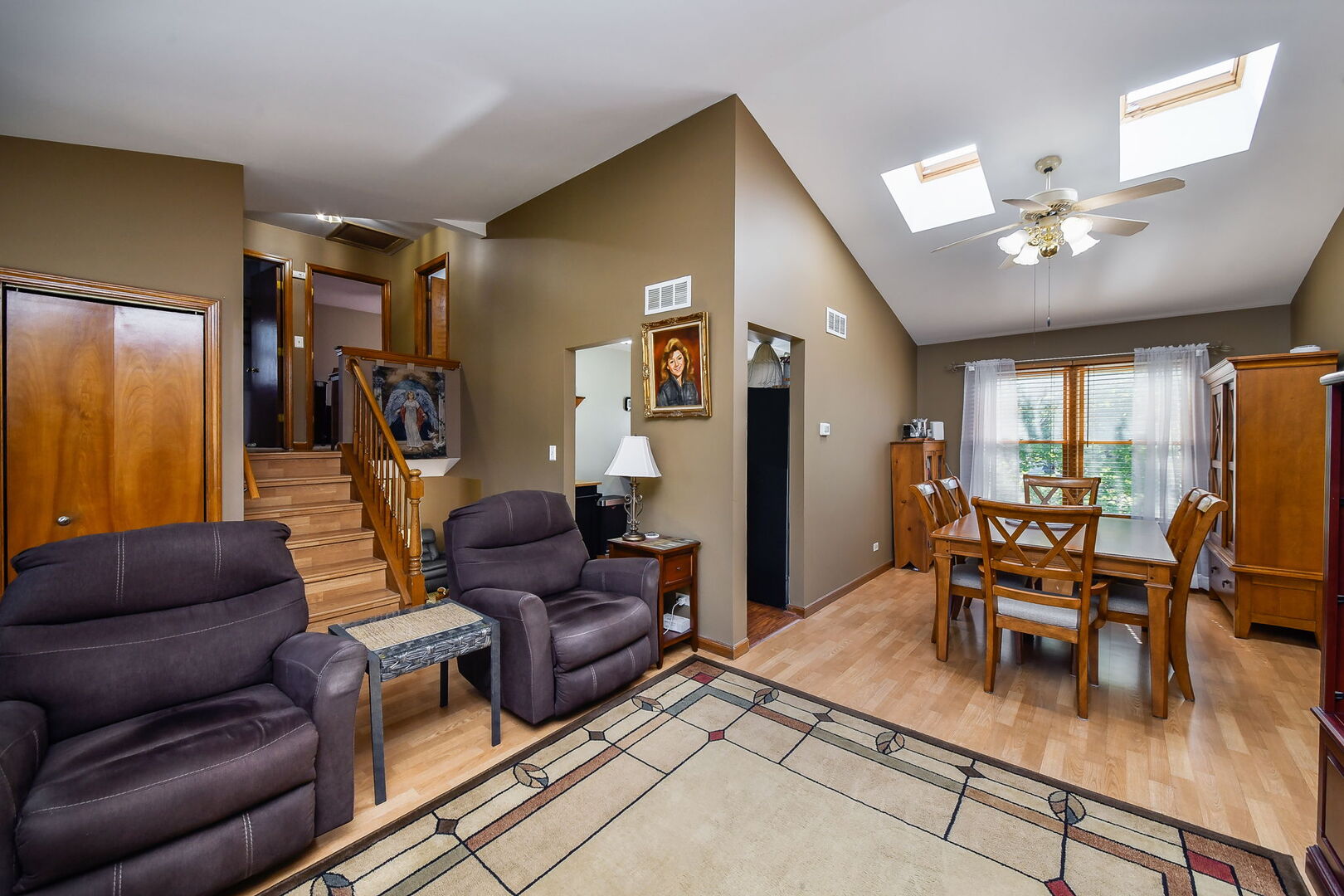2268 Salisbury Drive Property Photo 5