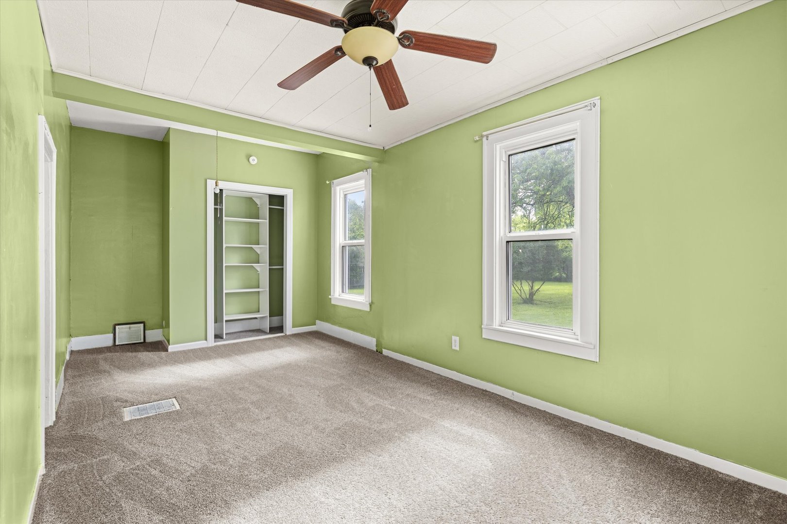 1609 S Hawthorne Road Property Photo 12