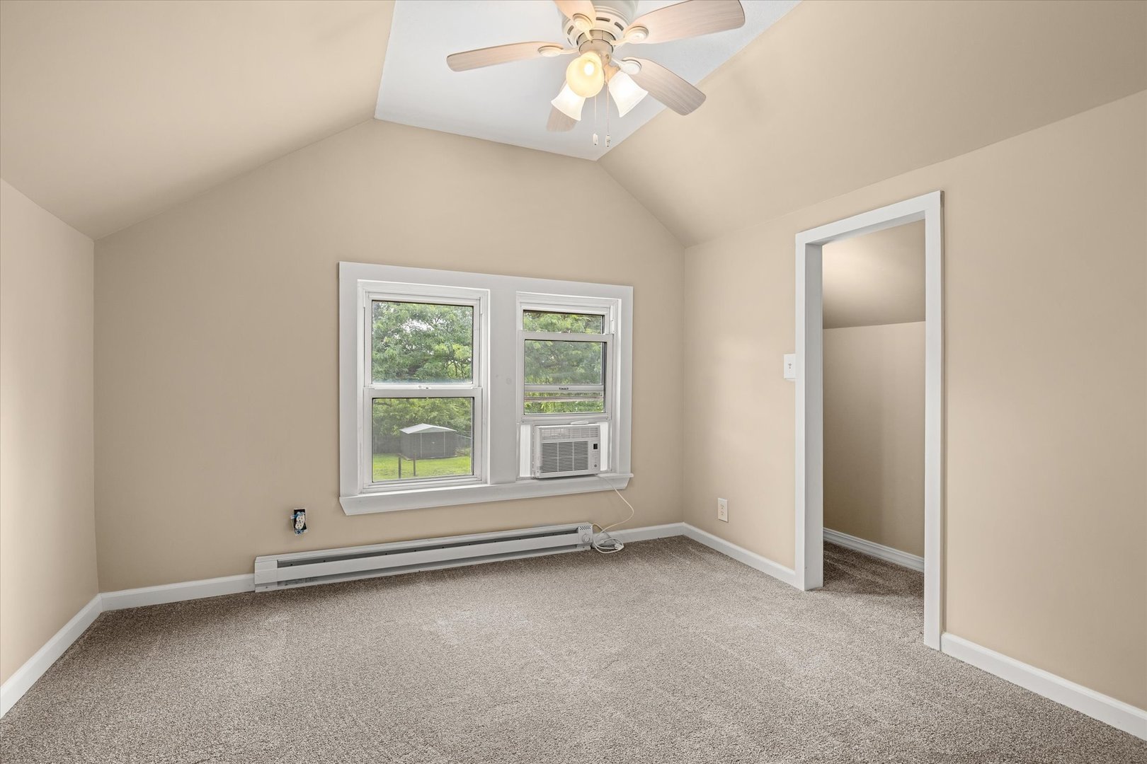 1609 S Hawthorne Road Property Photo 19