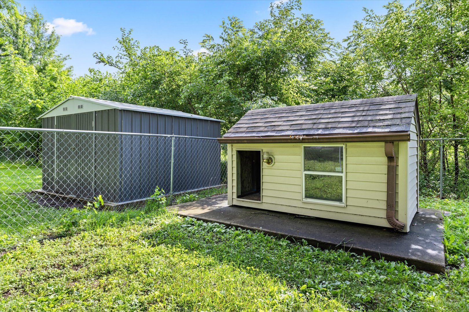 1609 S Hawthorne Road Property Photo 31