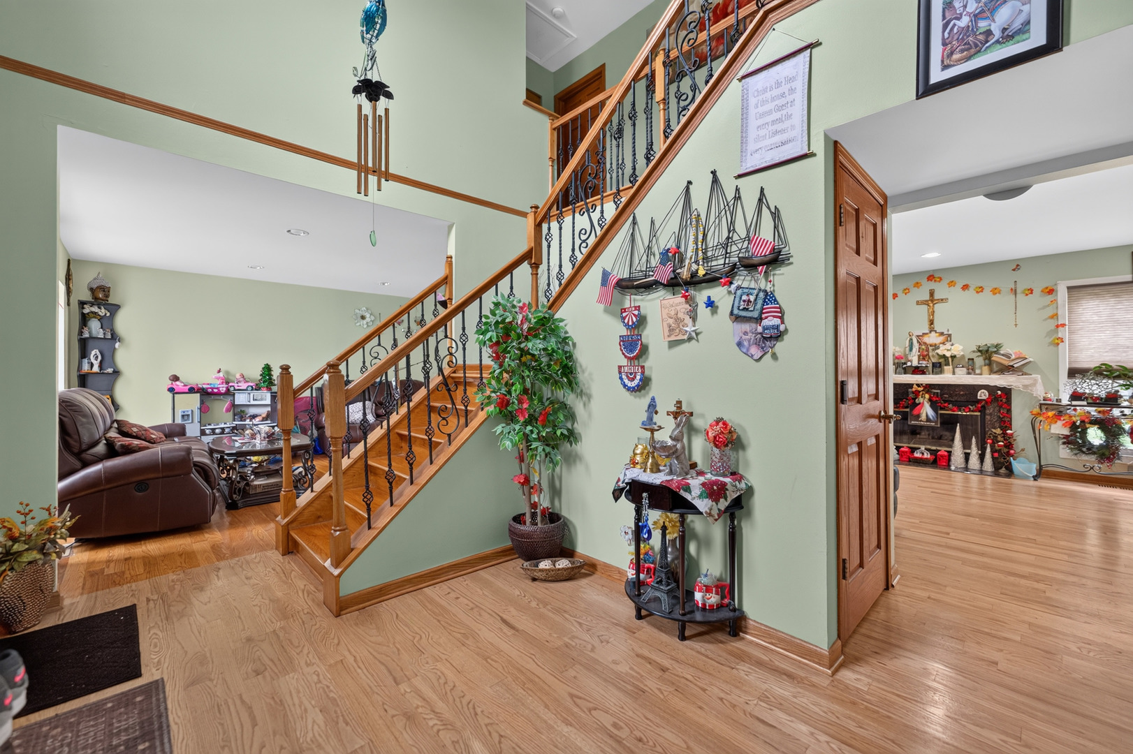1162 Hyannis Circle Property Photo 3