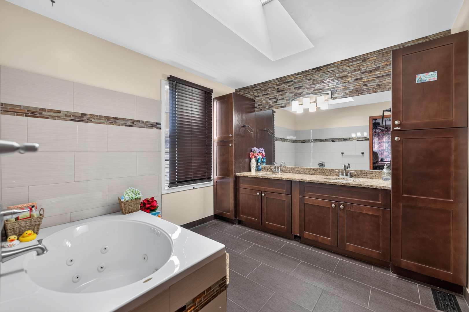 1162 Hyannis Circle Property Photo 24