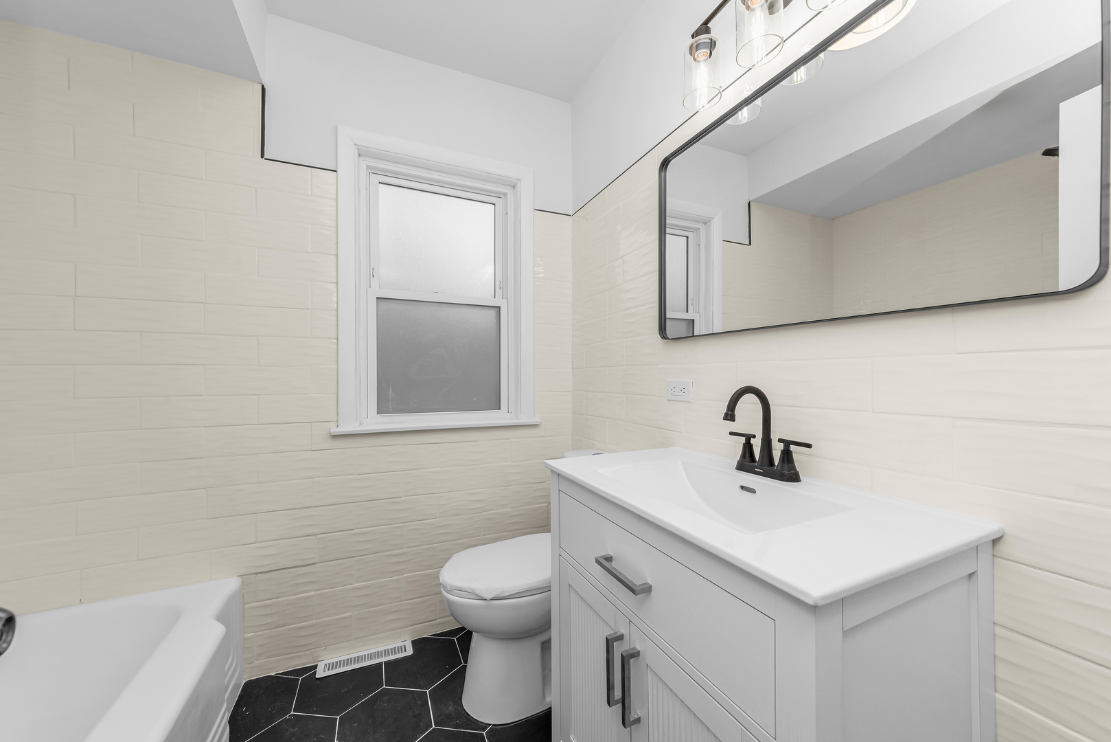 11834 S Campbell Avenue Property Photo 16