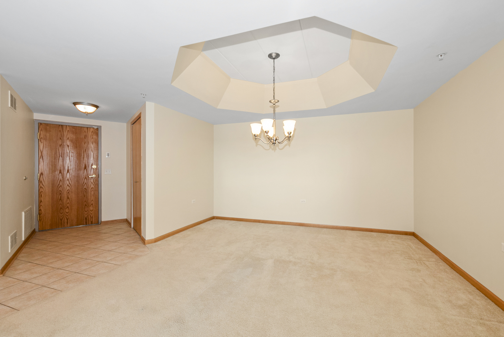 14130 Sheffield Drive 202 Property Photo 3