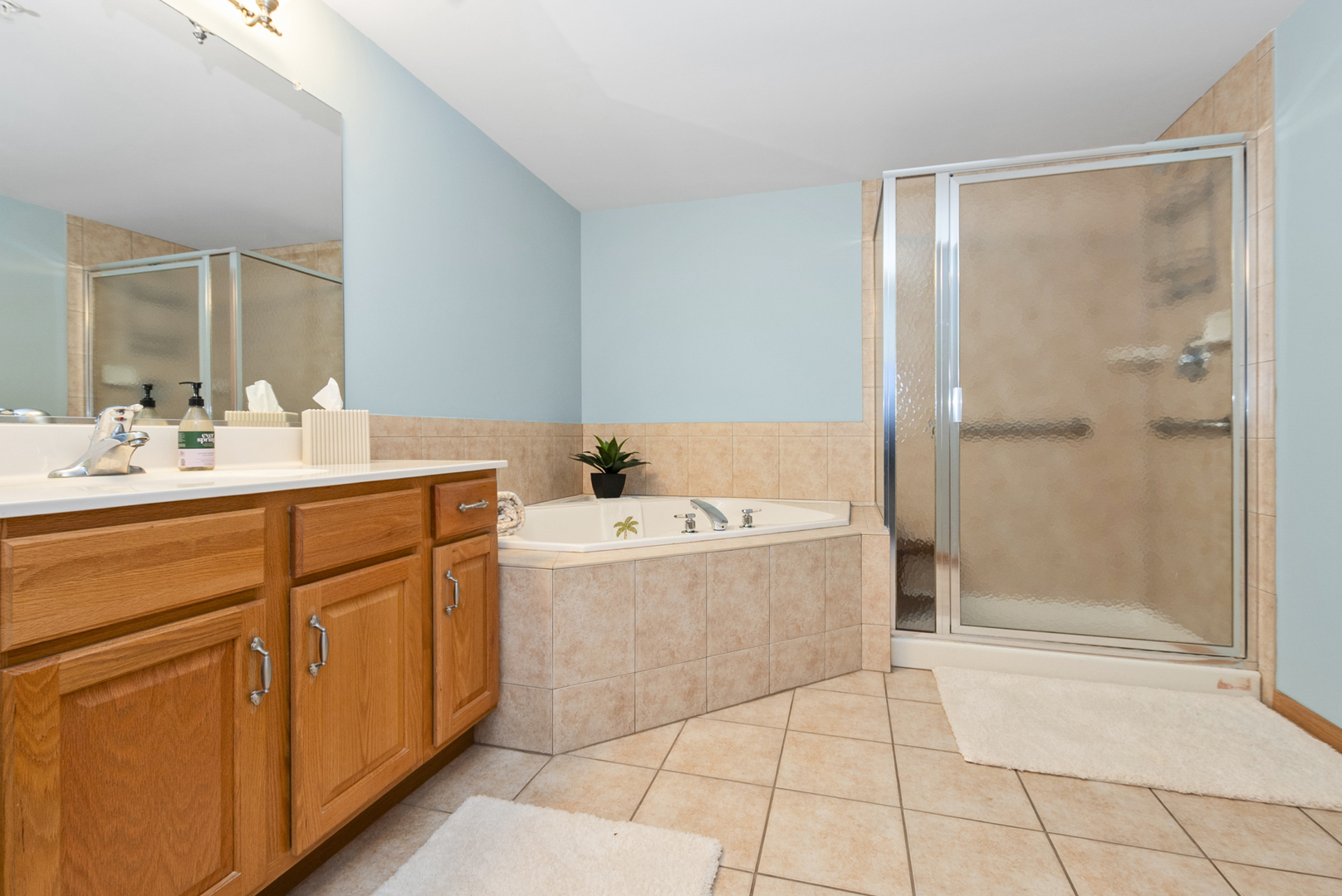 14130 Sheffield Drive 202 Property Photo 13