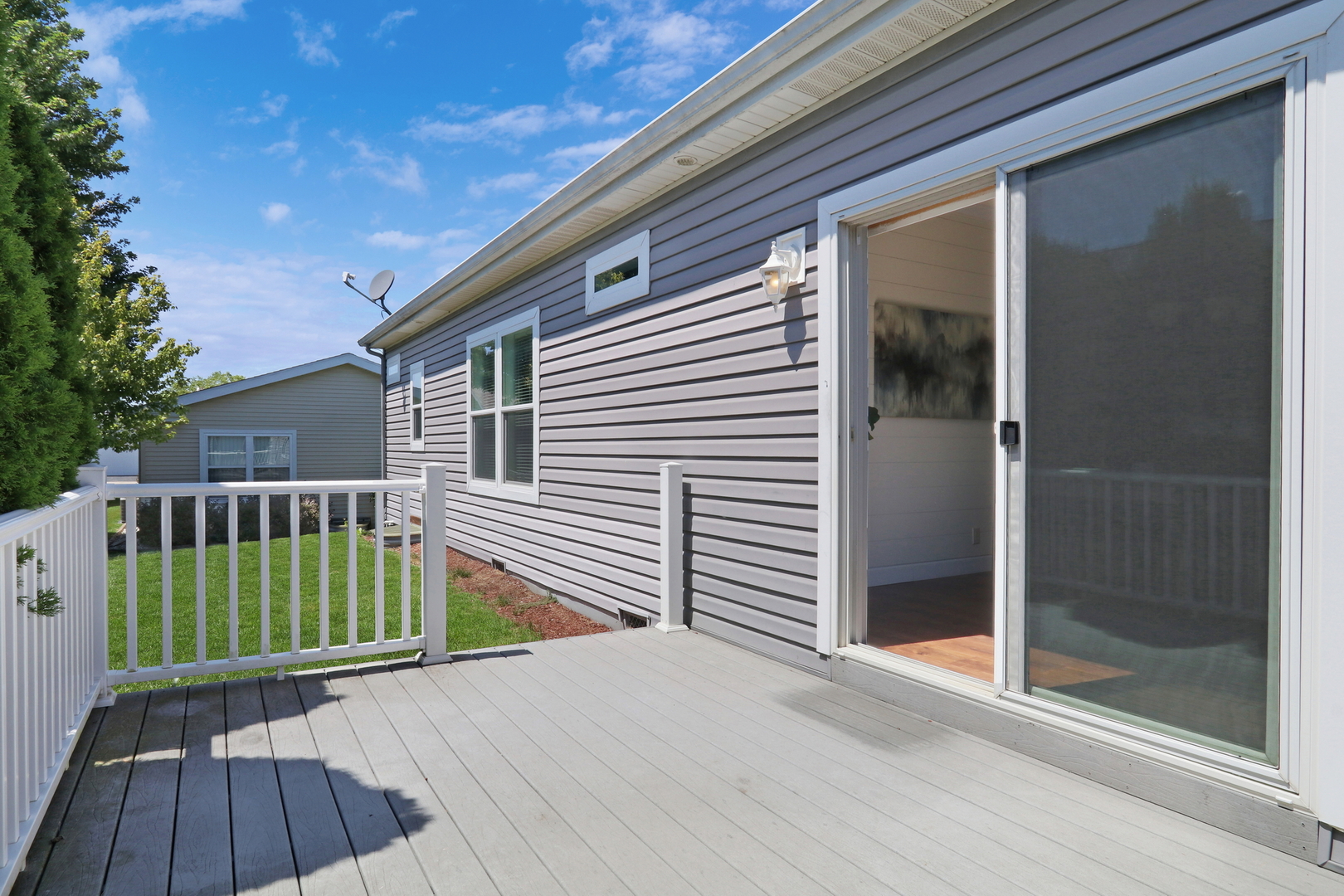 1810 Blue Ribbon Lane Property Photo 3