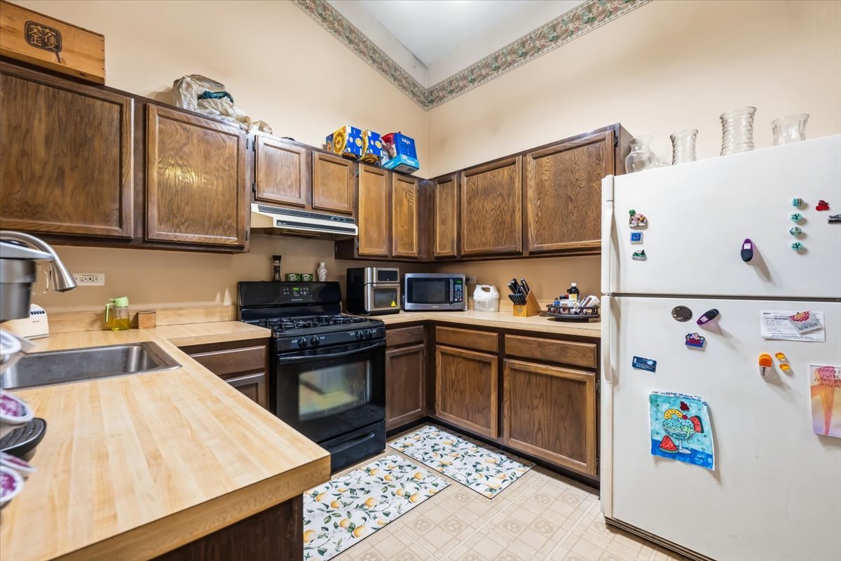413 Travelaire Avenue Property Photo 7
