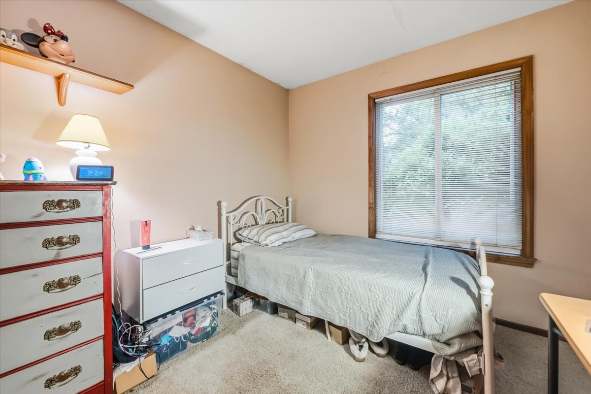 413 Travelaire Avenue Property Photo 15