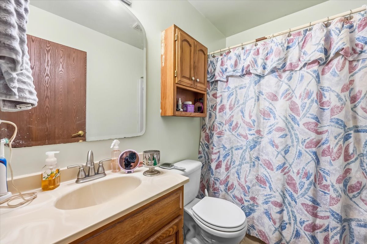 413 Travelaire Avenue Property Photo 16