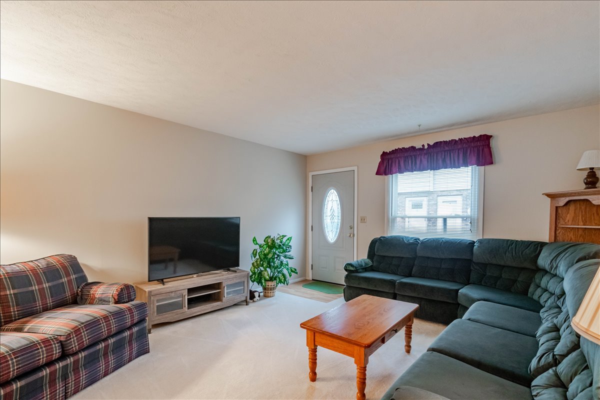 103 S Towanda Avenue 4 Property Photo 6