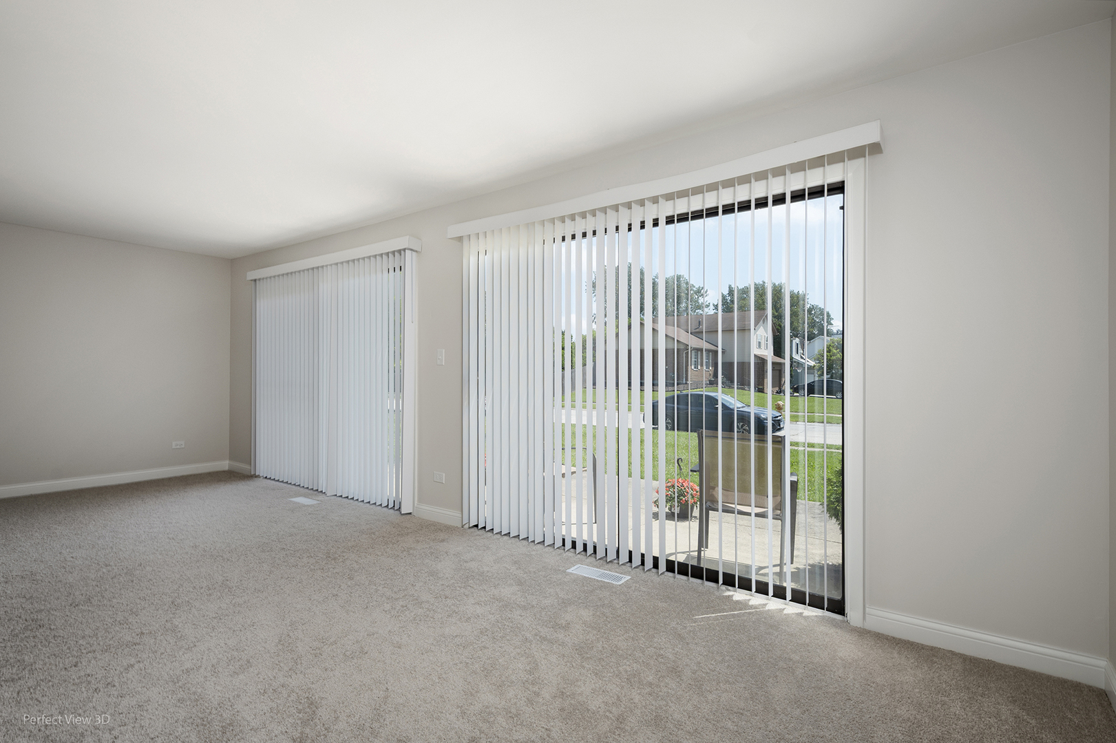 19215 Elm Drive 19215 Property Photo 8