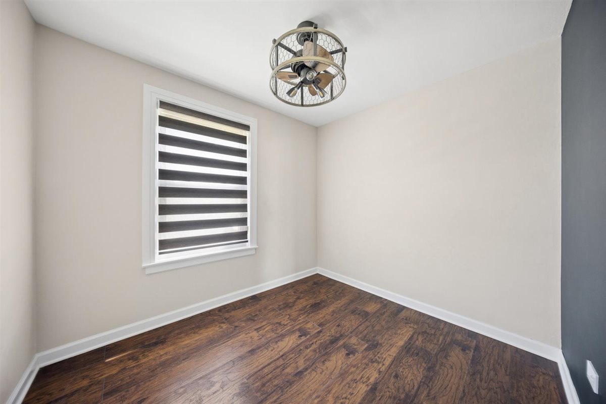1798 Howard Avenue Property Photo 7