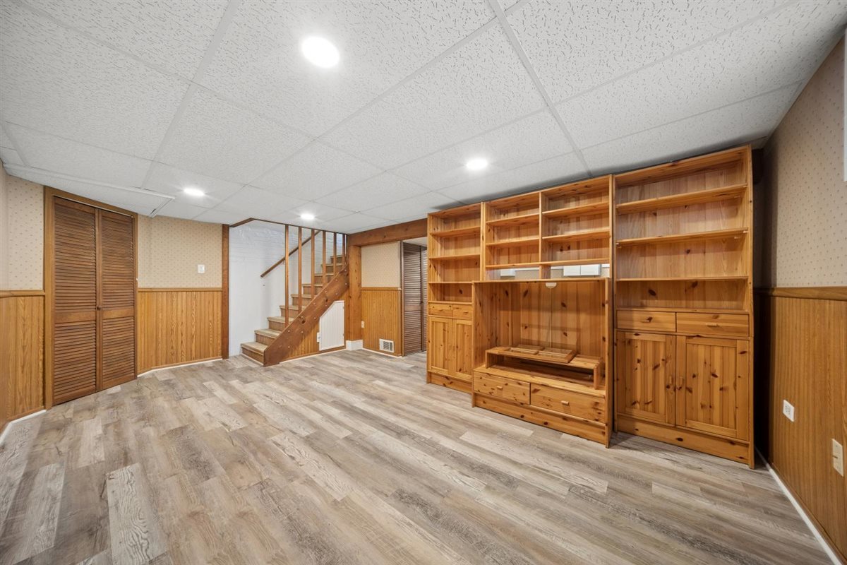 1798 Howard Avenue Property Photo 10