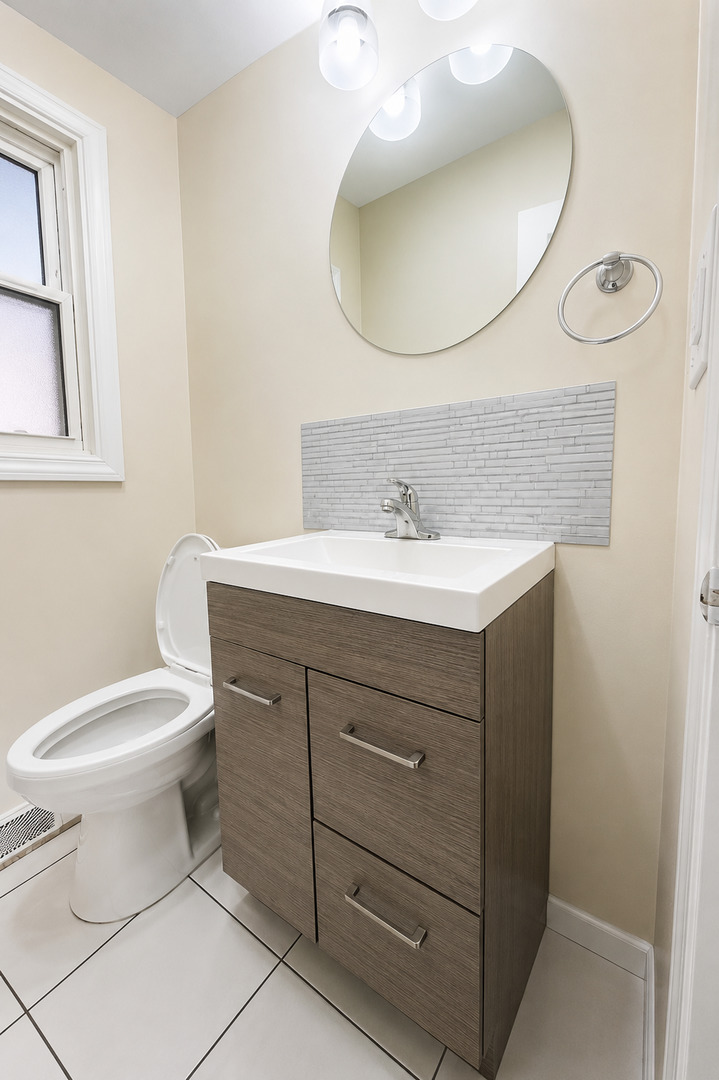 4718 Church Street D Property Photo 13