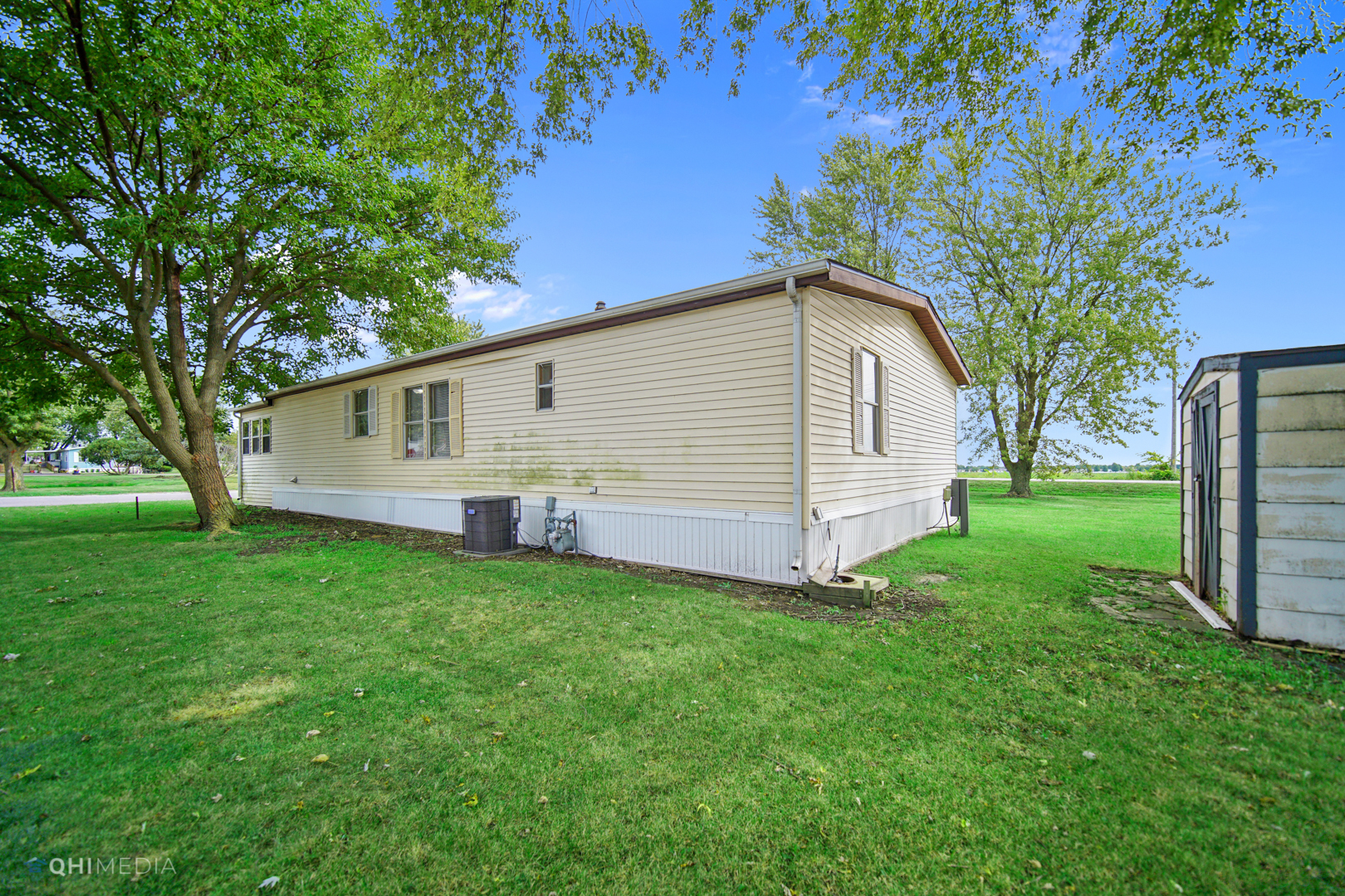 2 Berry Lane Property Photo 4