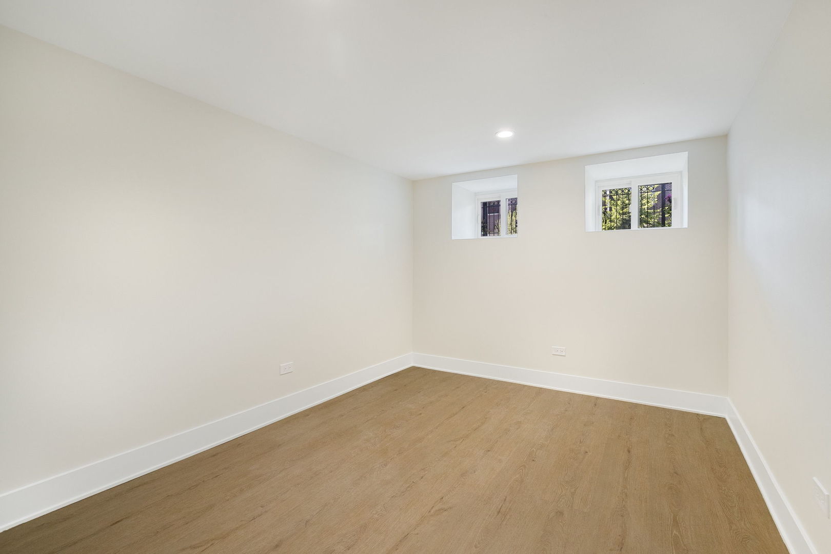 3534 W Le Moyne Street Property Photo 27