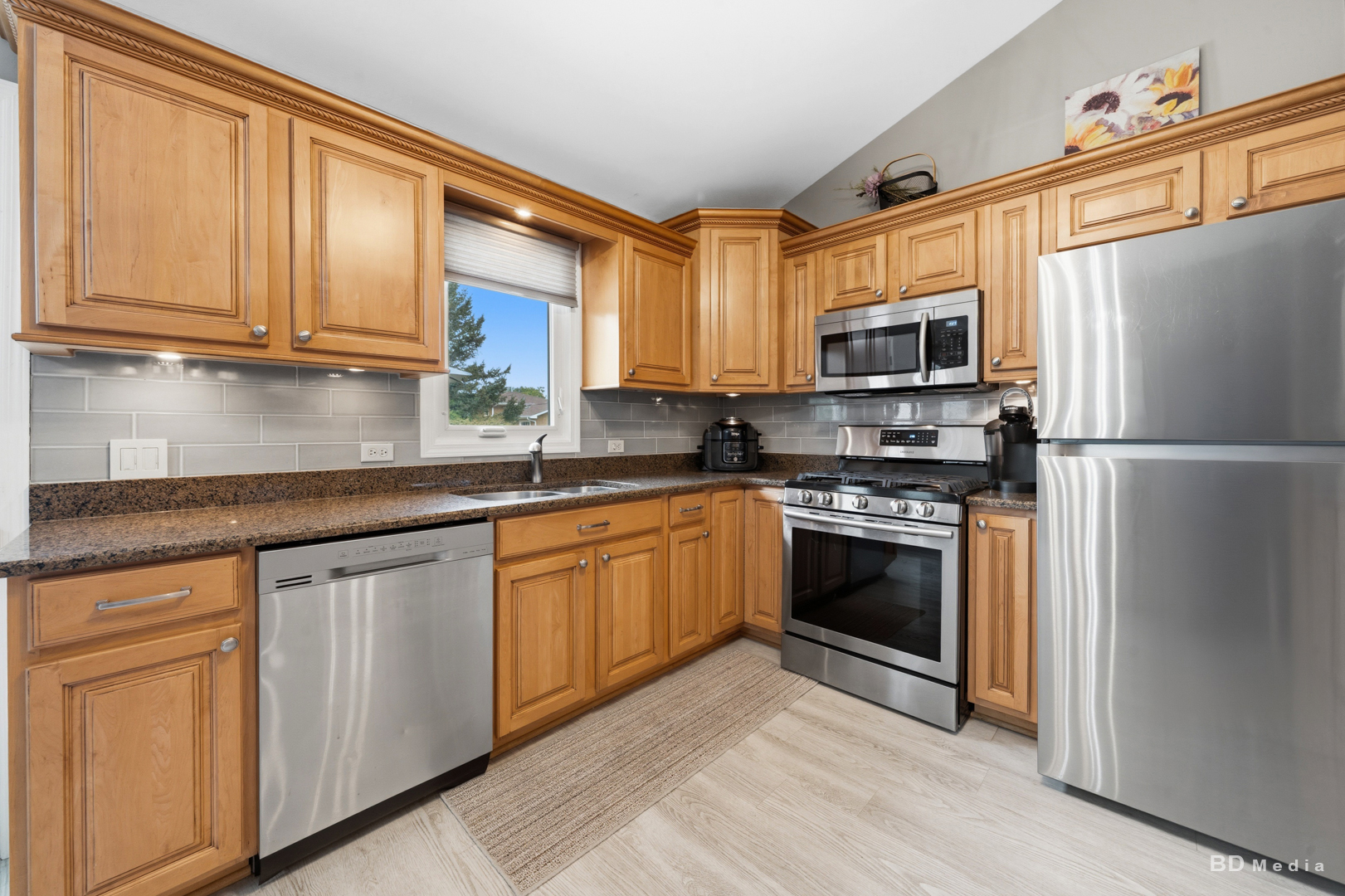 16352 Rowley Lane Property Photo 16