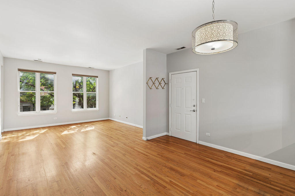 1500 S Halsted Street 2a Property Photo 4