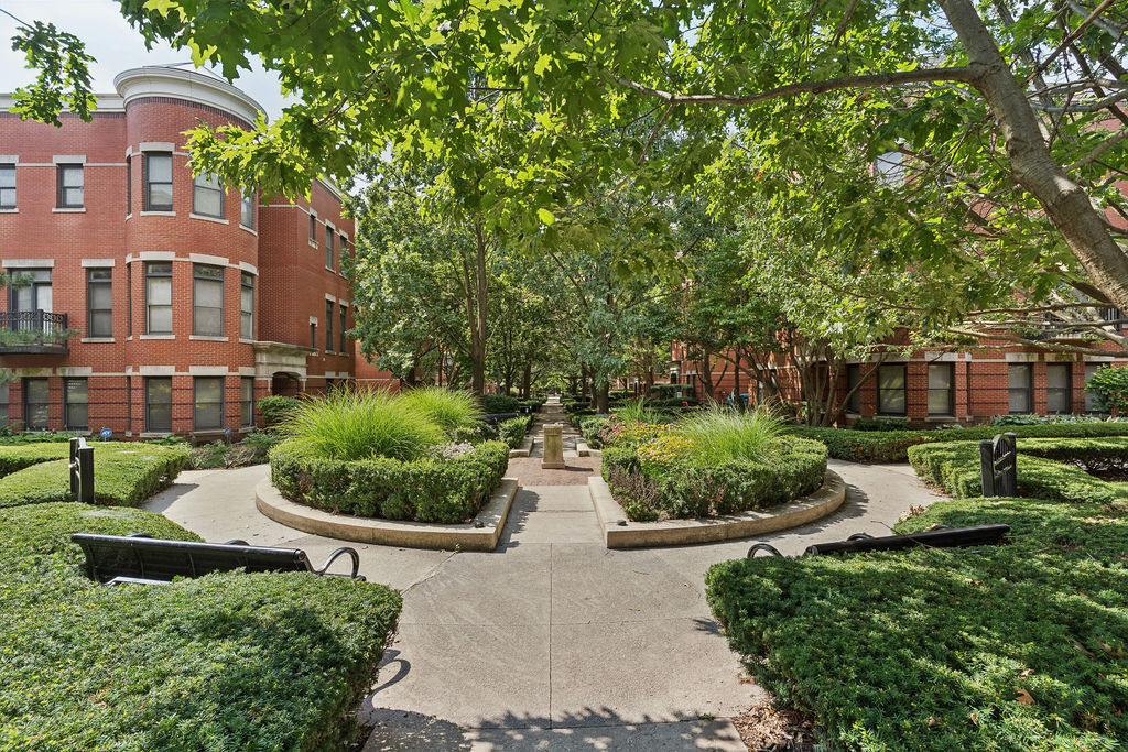 1500 S Halsted Street 2a Property Photo 38
