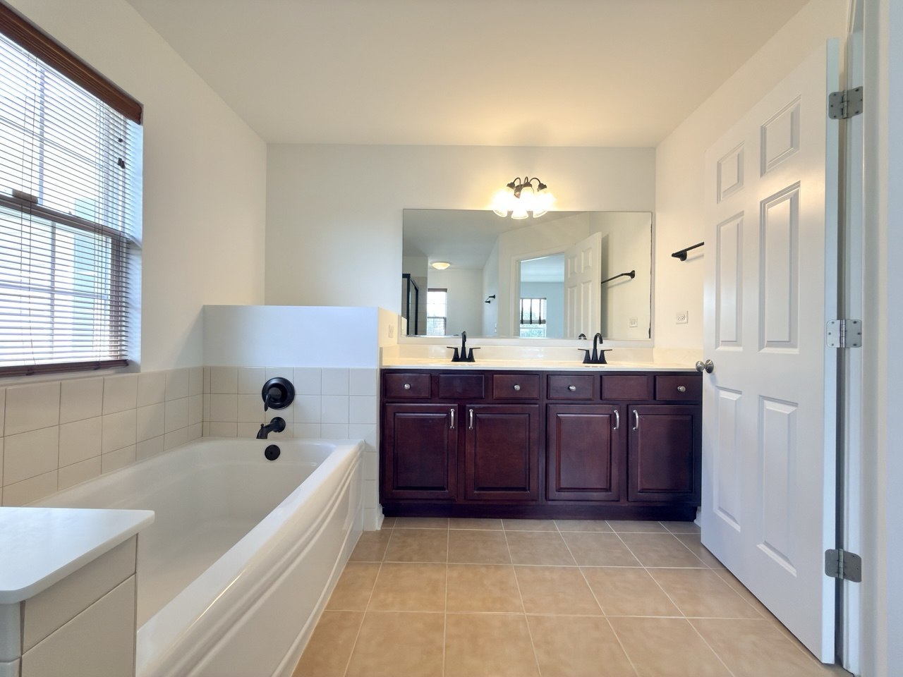 2715 Blakely Lane Property Photo 20