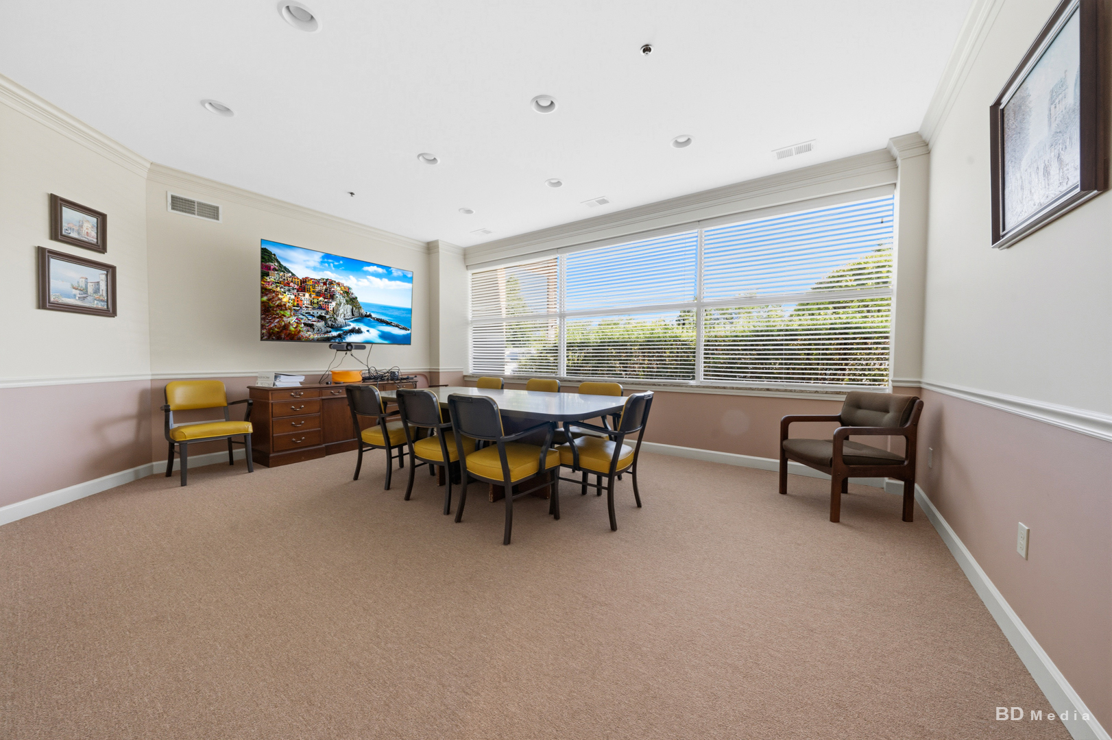 9455 Enterprise Drive Property Photo 9