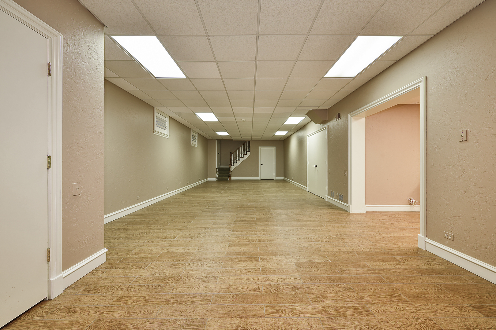 1661 Balmoral Lane Property Photo 43