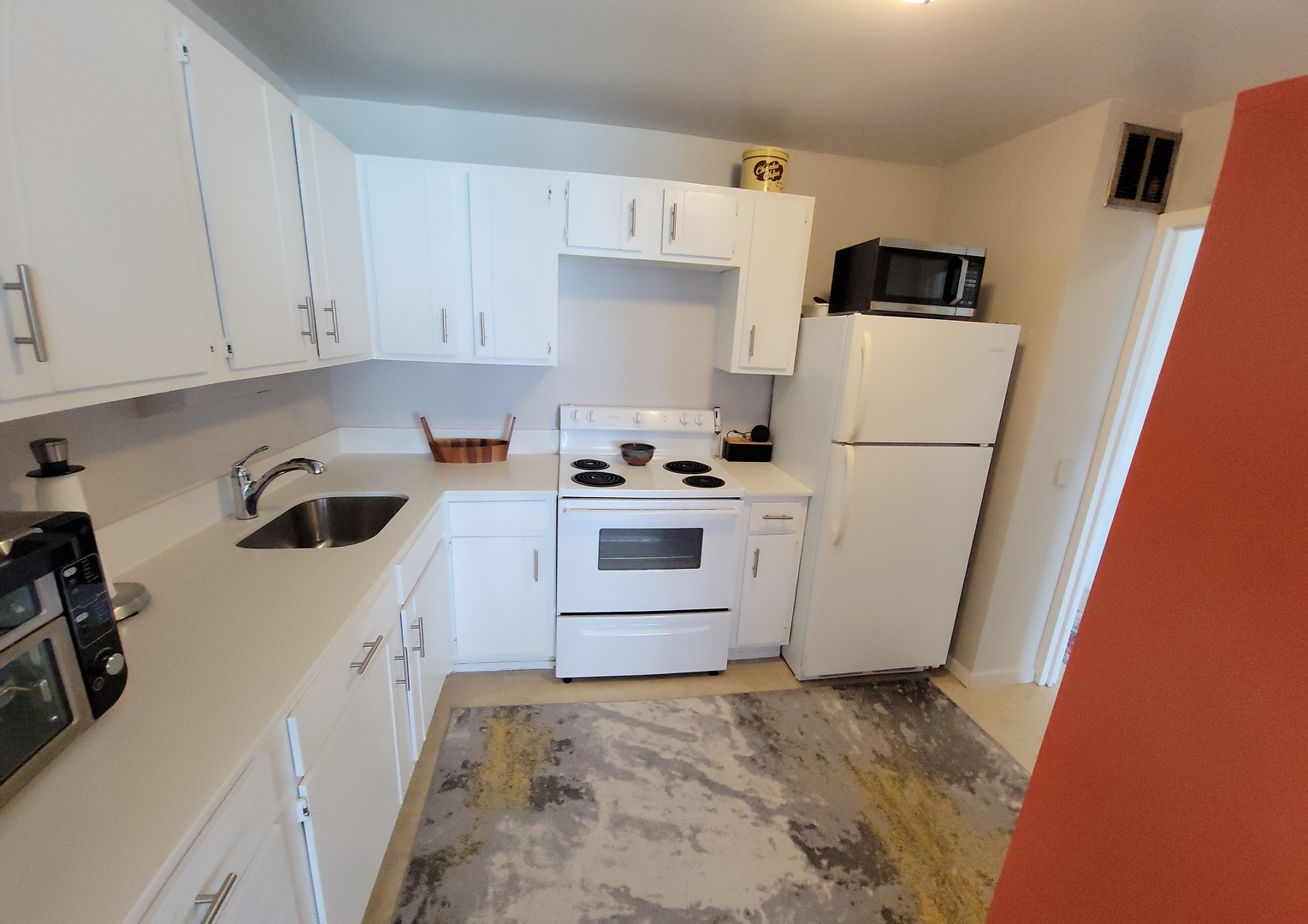 5445 N Sheridan Road 3708 Property Photo 8