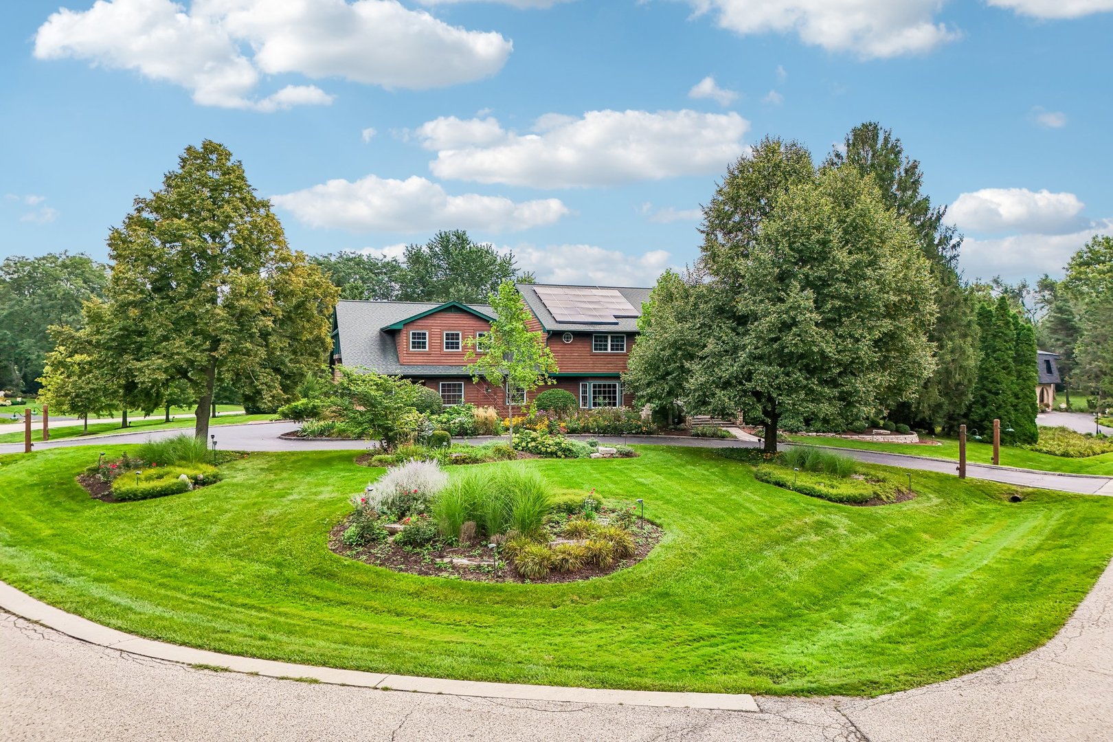 10 Elm Street Property Photo 1