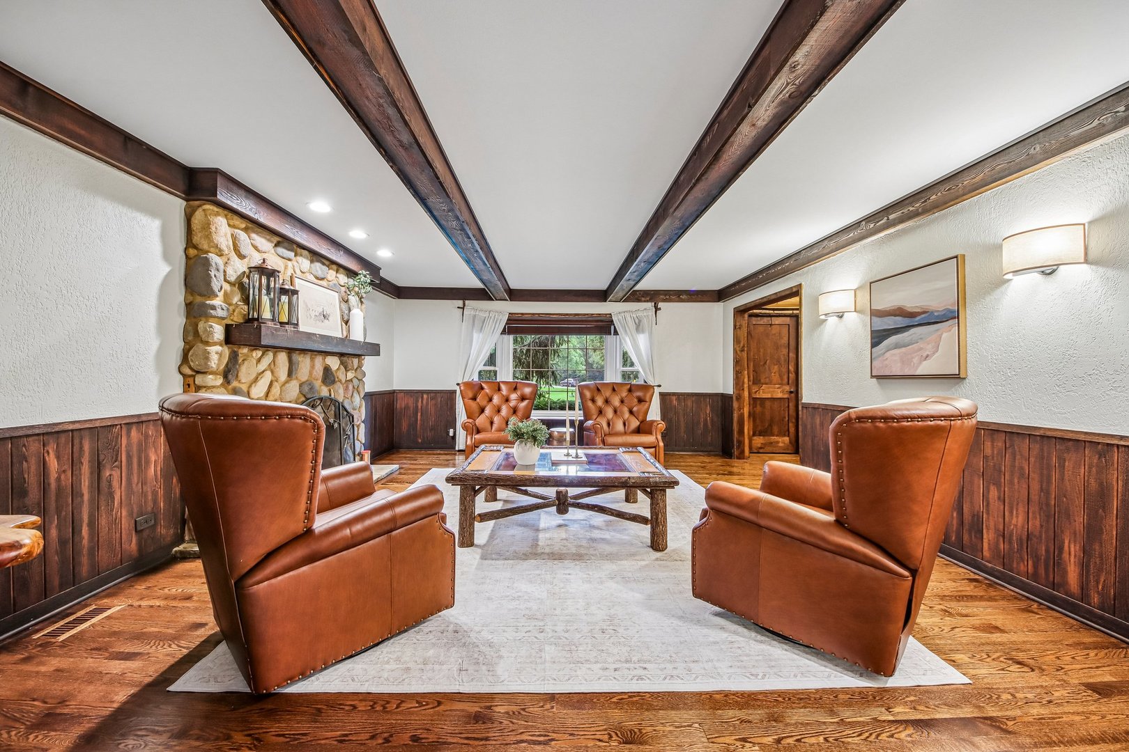 10 Elm Street Property Photo 4