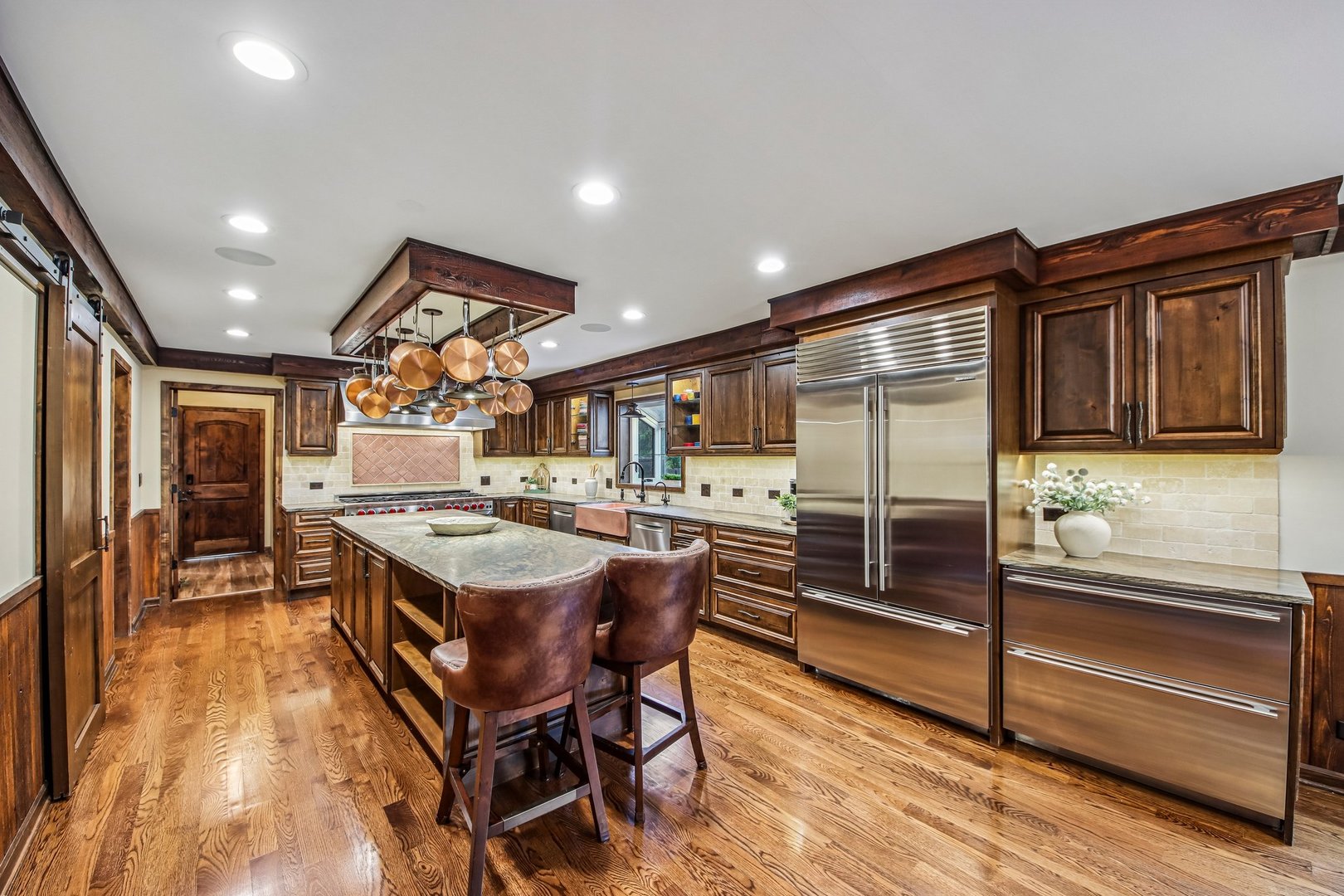 10 Elm Street Property Photo 13