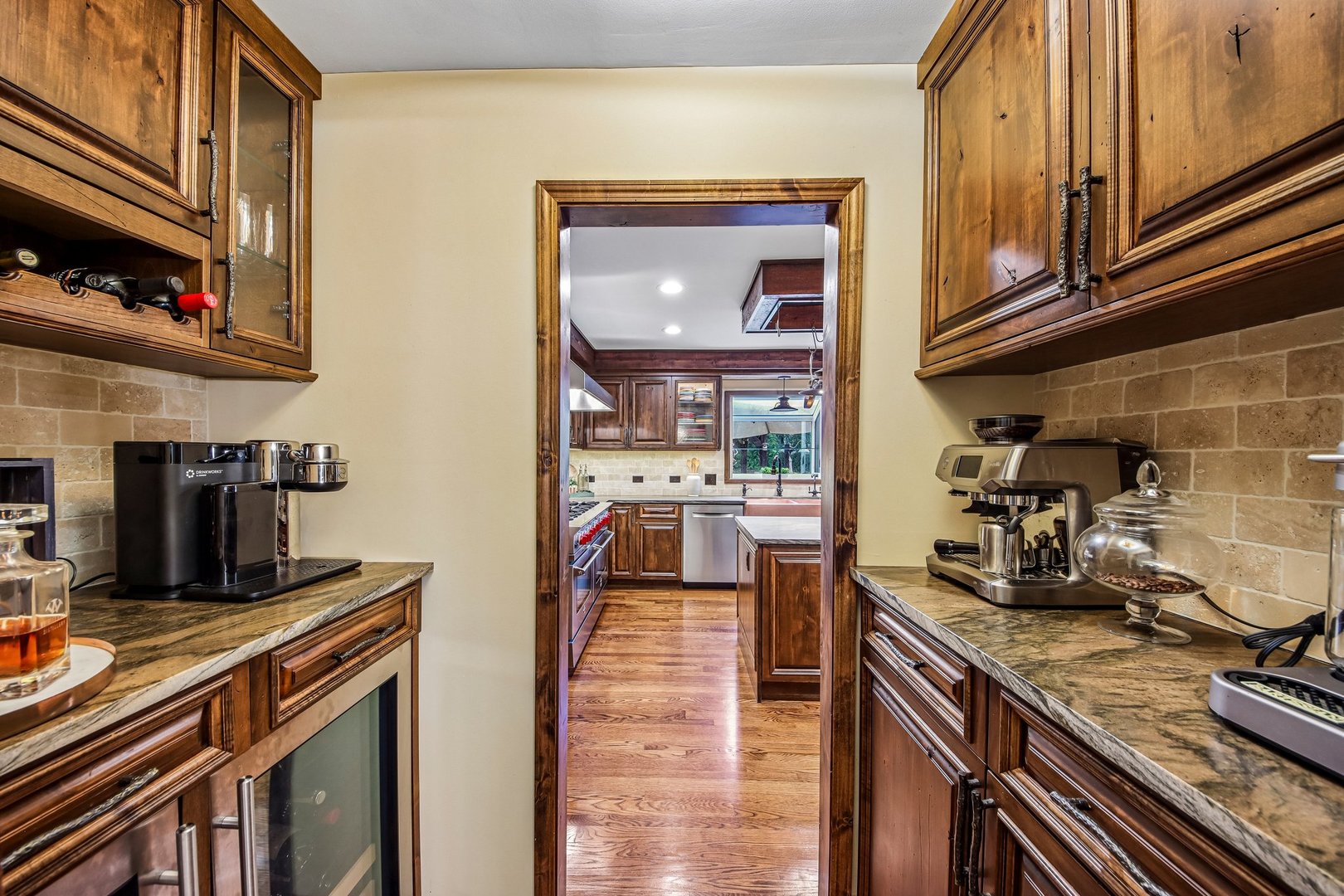 10 Elm Street Property Photo 17