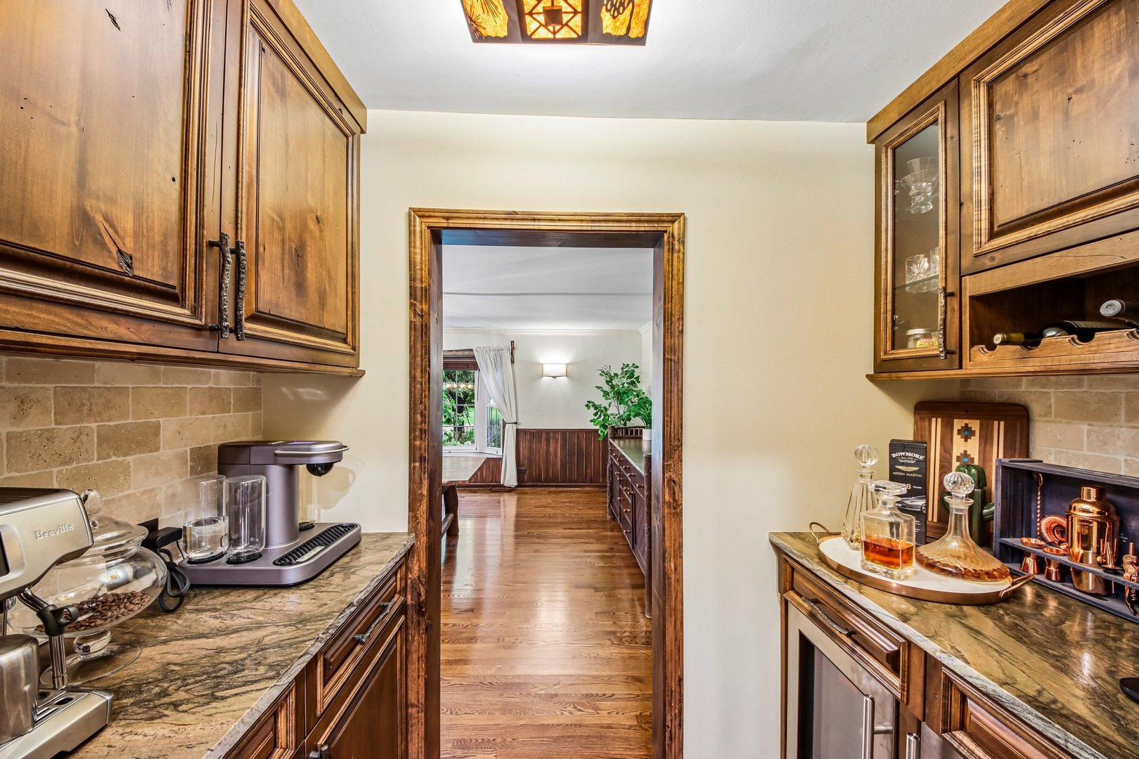 10 Elm Street Property Photo 18