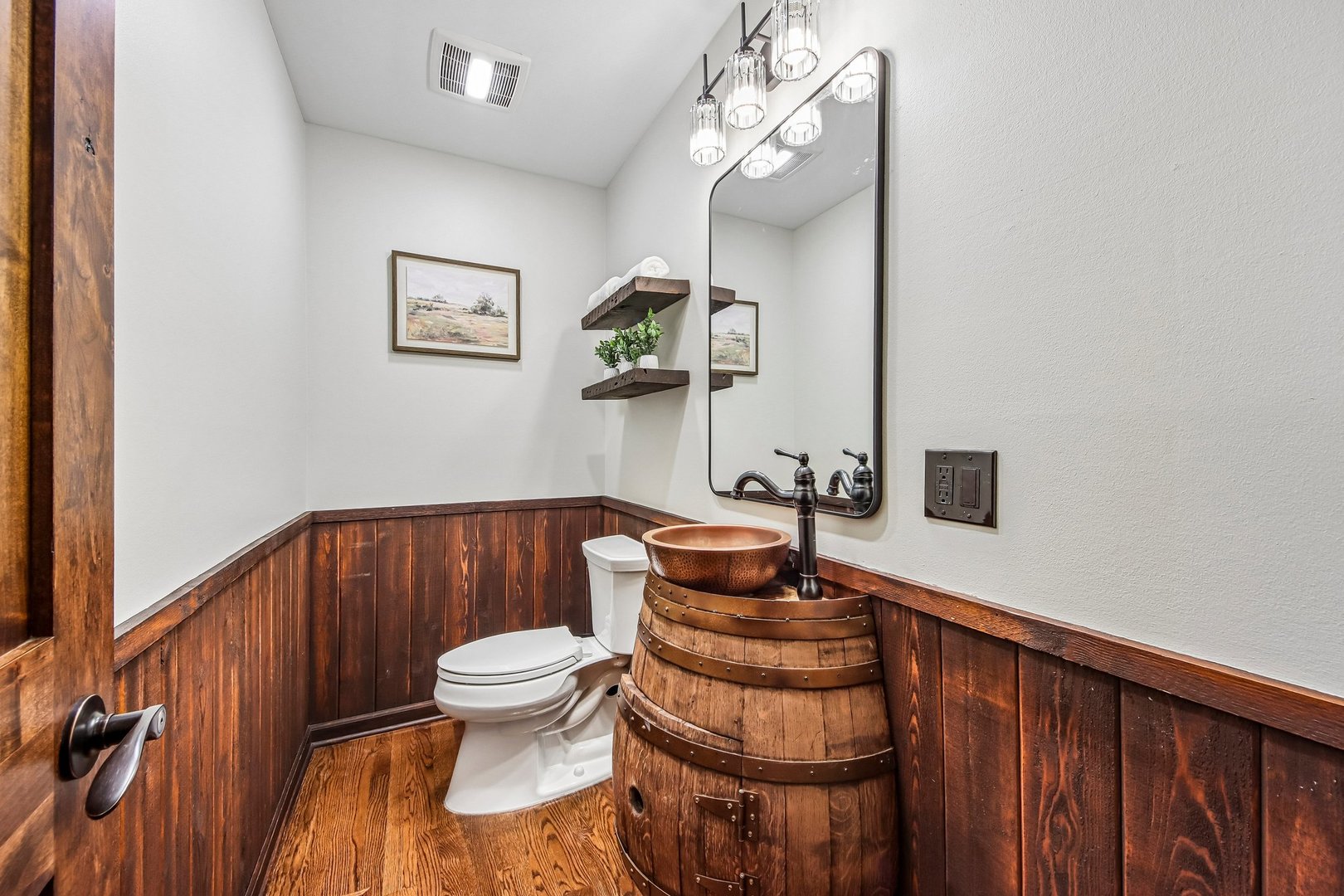 10 Elm Street Property Photo 21