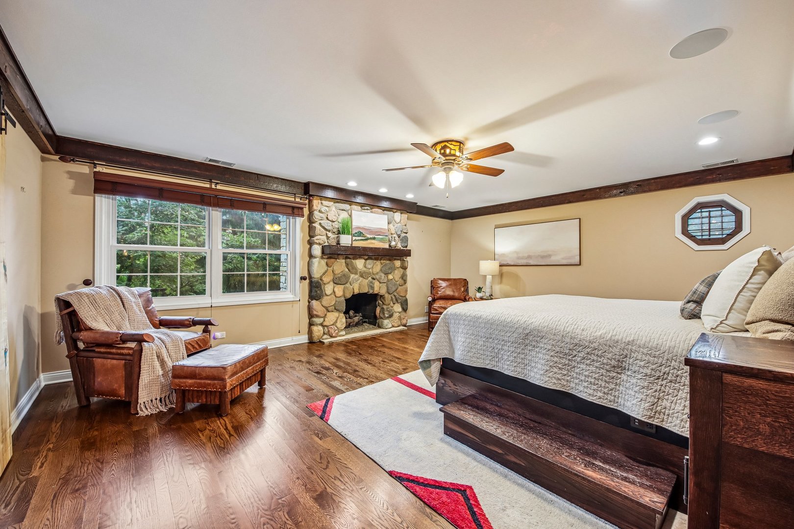 10 Elm Street Property Photo 25