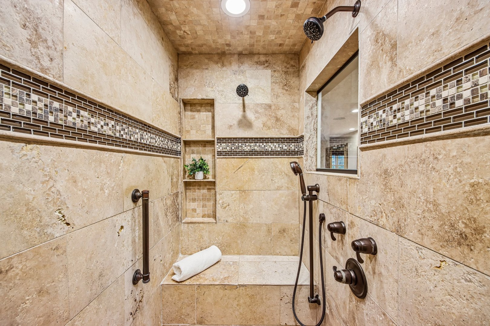 10 Elm Street Property Photo 32
