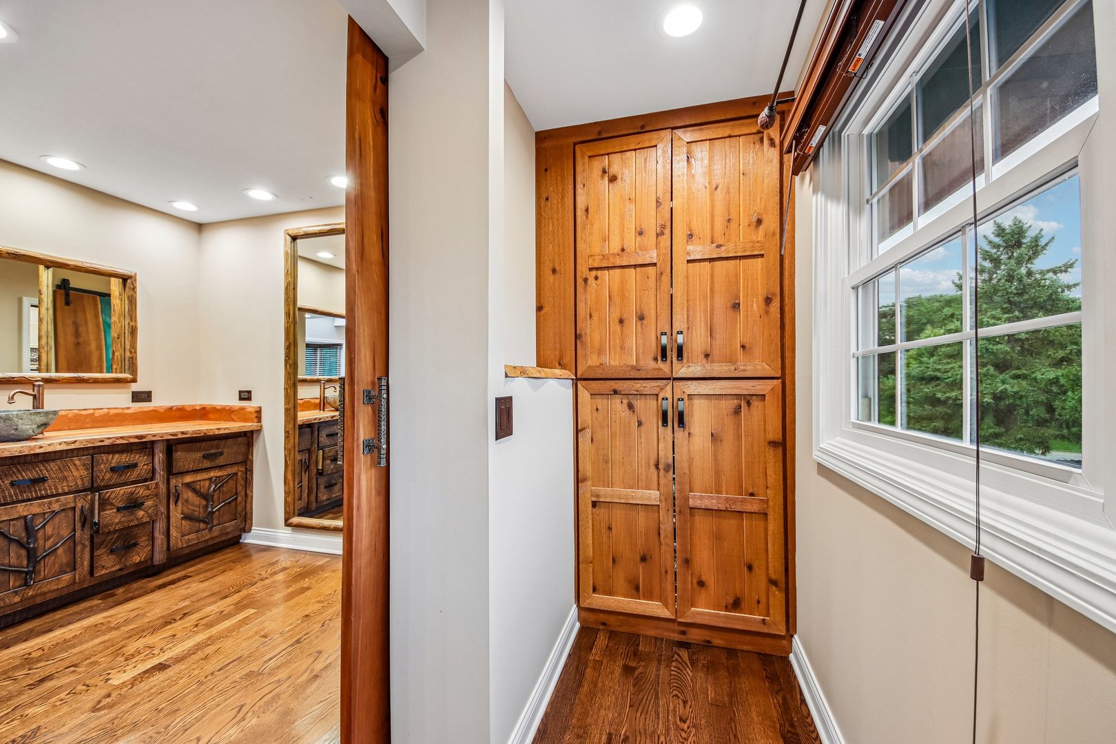 10 Elm Street Property Photo 33
