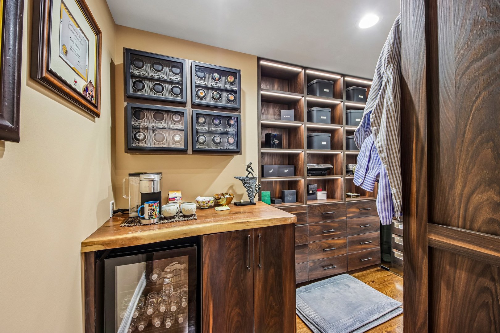 10 Elm Street Property Photo 34