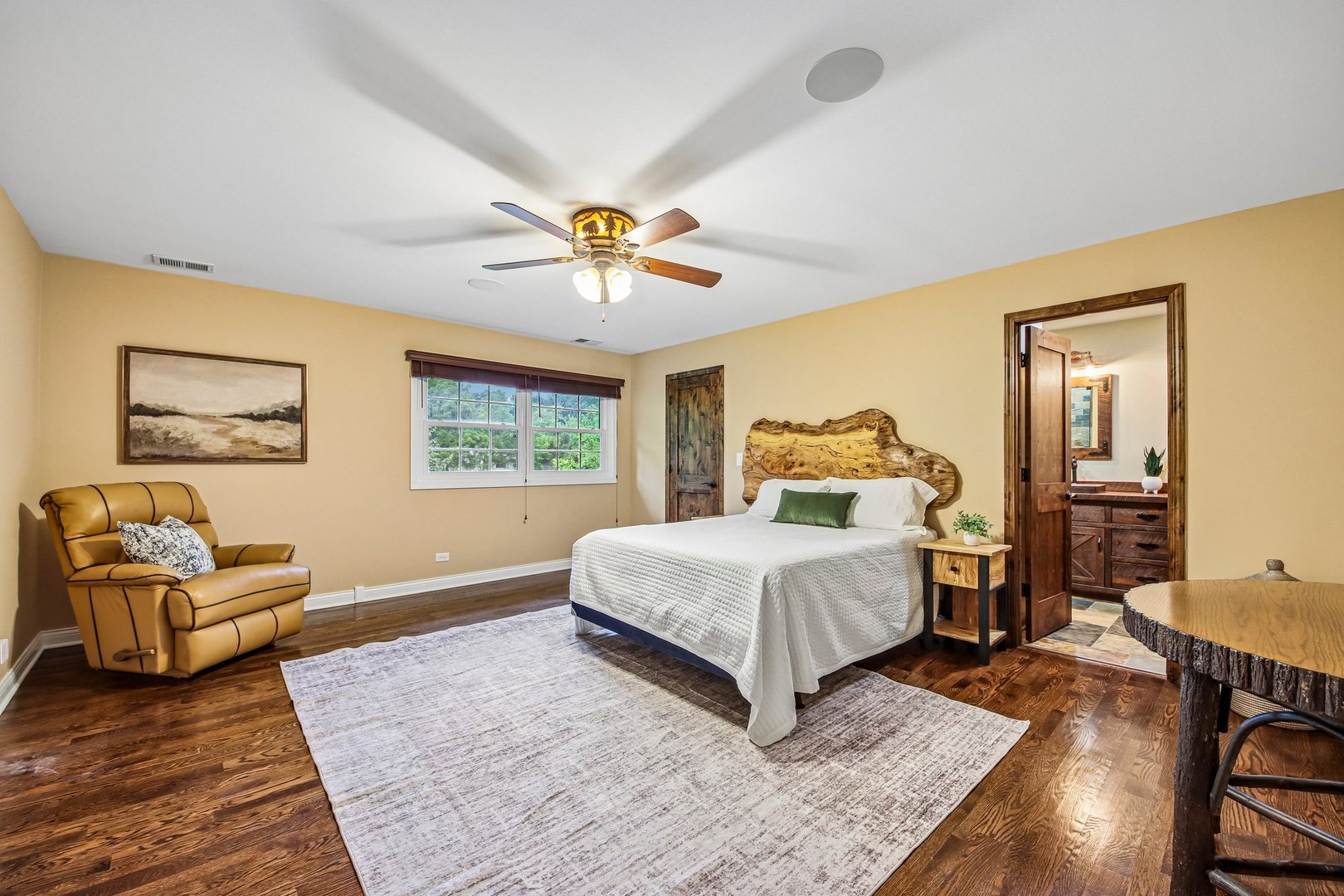 10 Elm Street Property Photo 38