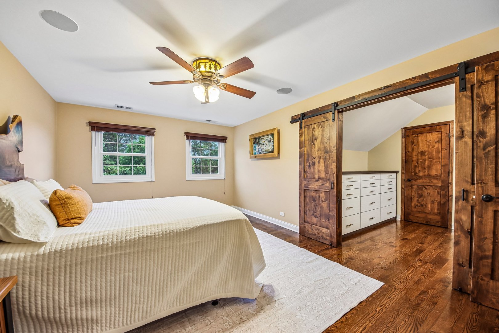 10 Elm Street Property Photo 45