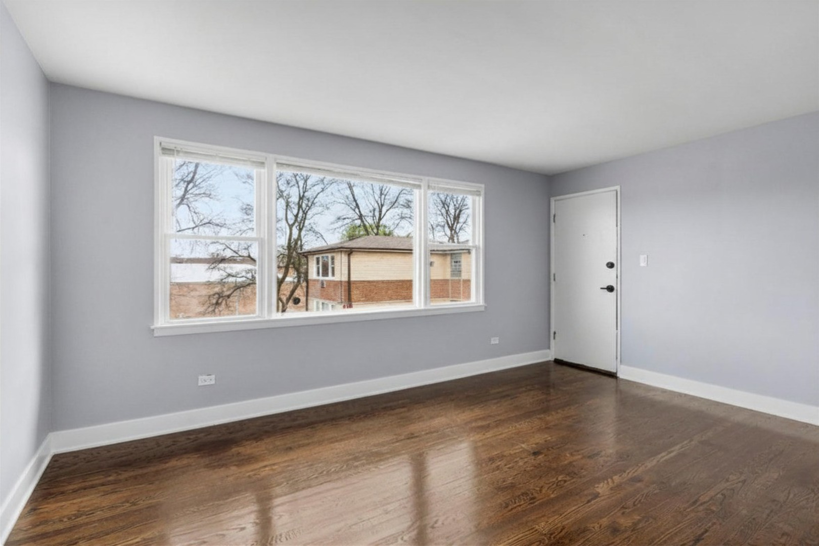 7900 S Merrill Avenue 2e Property Photo 4