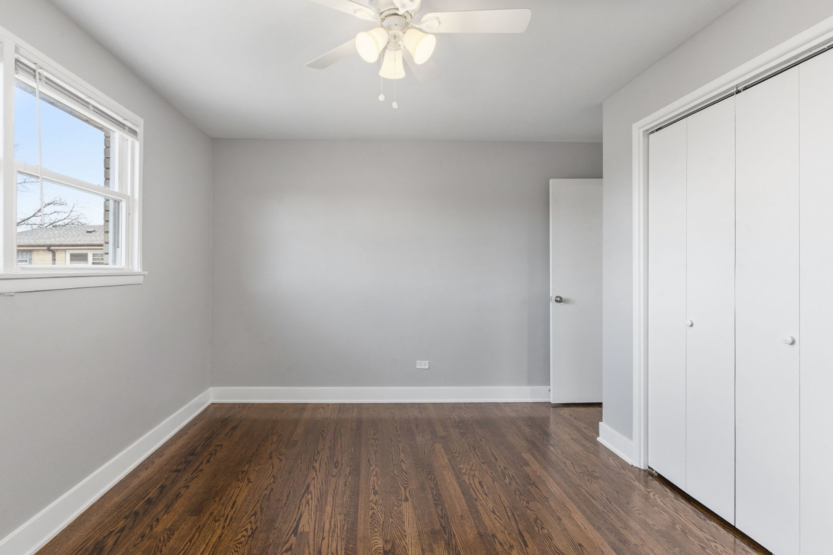 7900 S Merrill Avenue 2e Property Photo 16