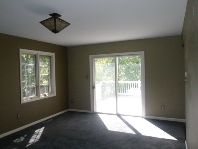 304 Greenway Lane Property Photo 8