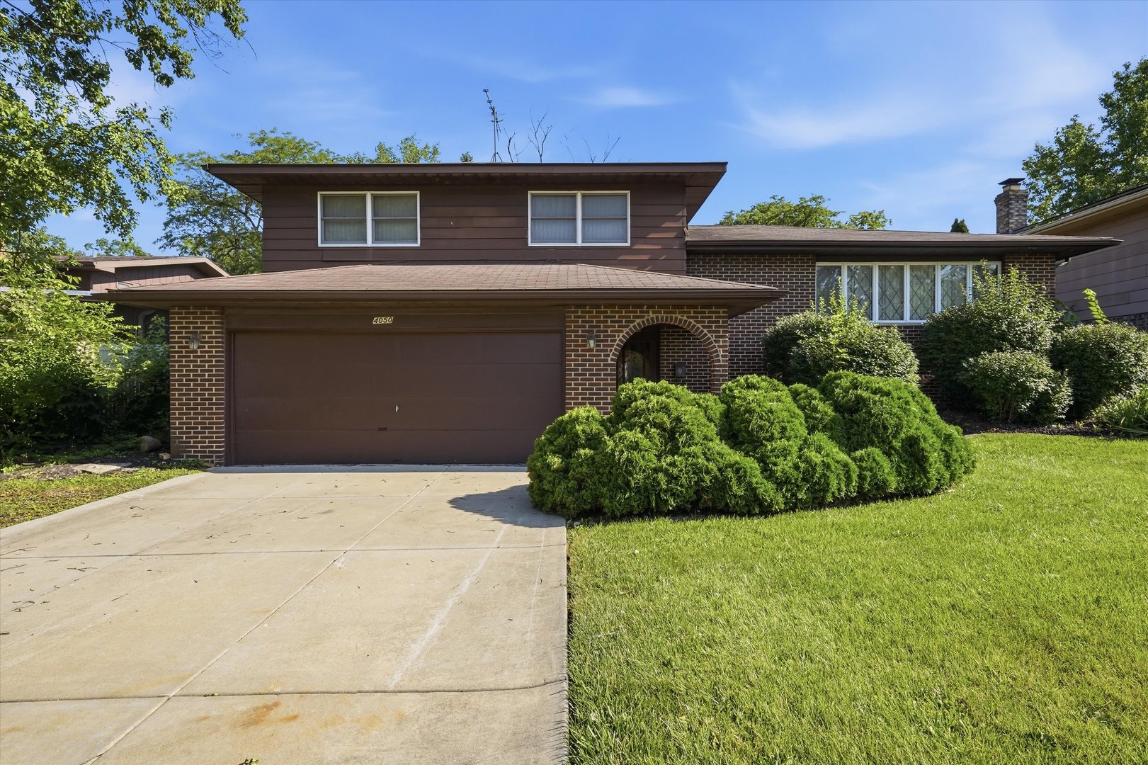 4050 Violet Lane Property Photo 1