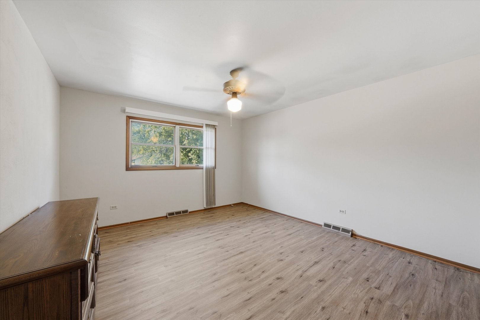4050 Violet Lane Property Photo 17