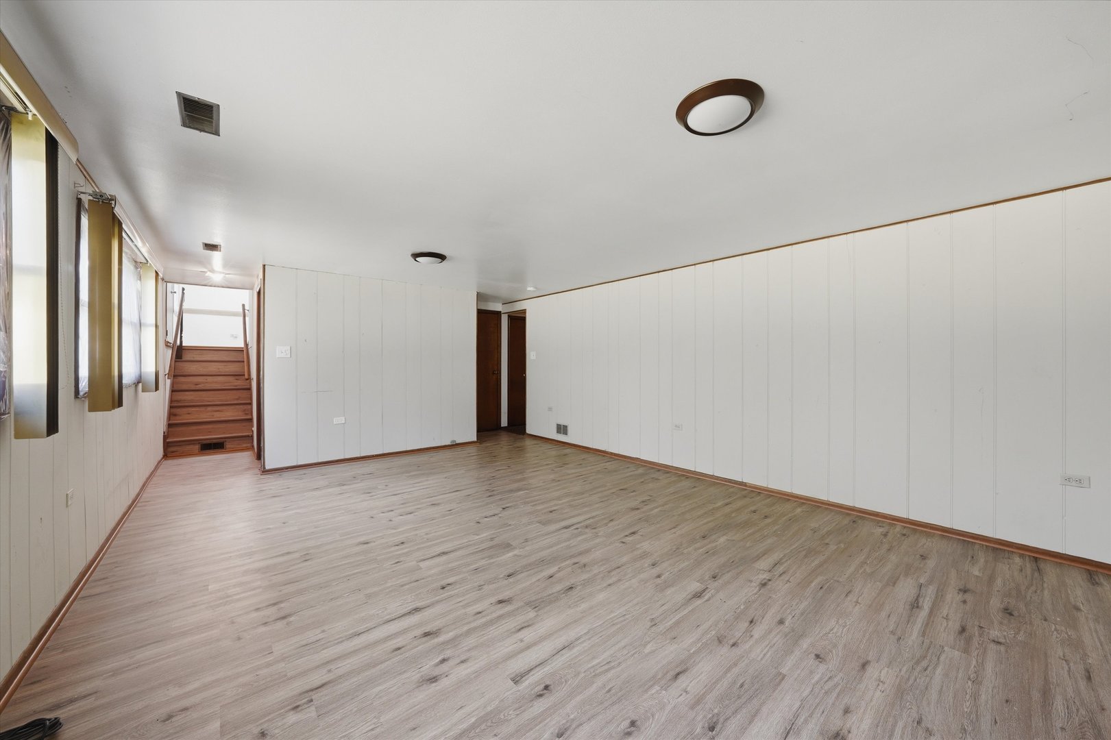 4050 Violet Lane Property Photo 19